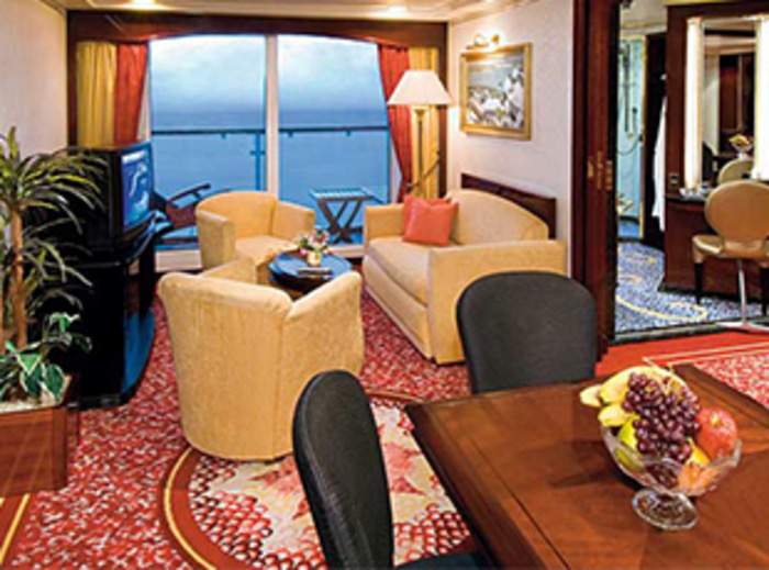 Norwegian Cruise Line Norwegian Spirit Accommodation Penthouse with Large Balcony.jpg